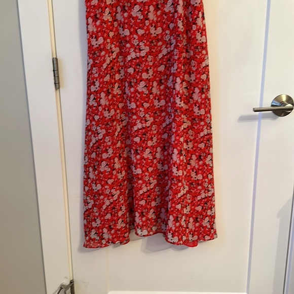 Red floral Dress - Picture 6 of 9